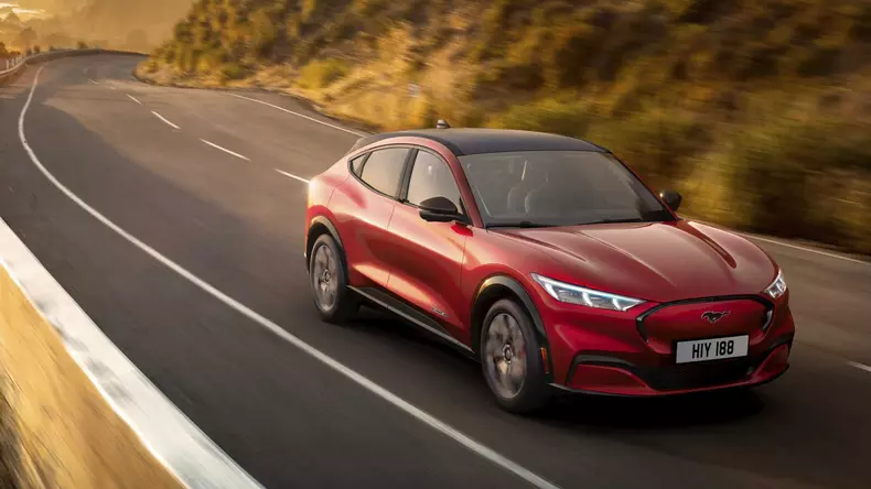 Backplate for Automotive CGI