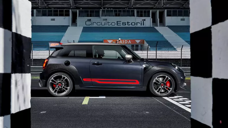 mini-john-cooper-works-gp (15)