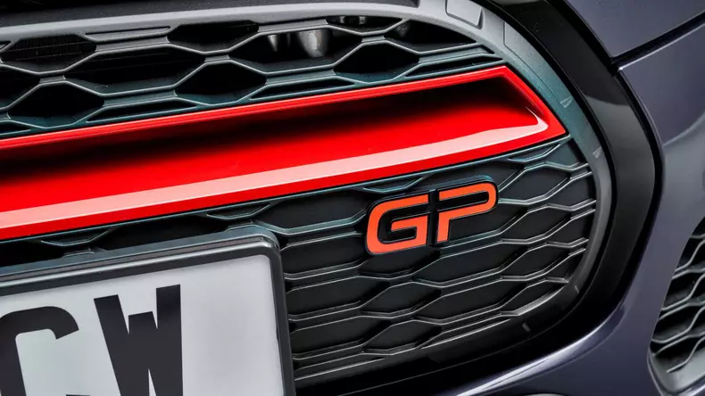 mini-john-cooper-works-gp (7)