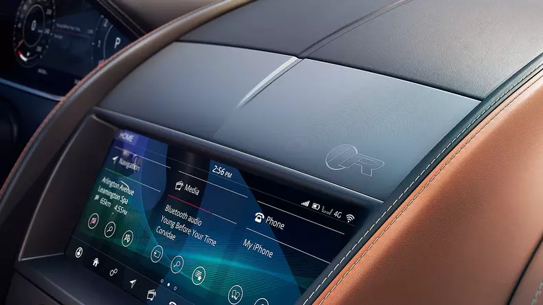 2021-jaguar-f-type (19)