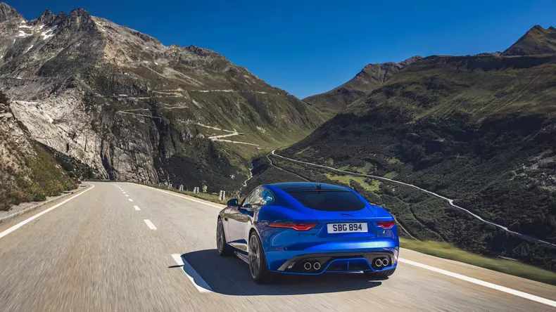 2021-jaguar-f-type (20)