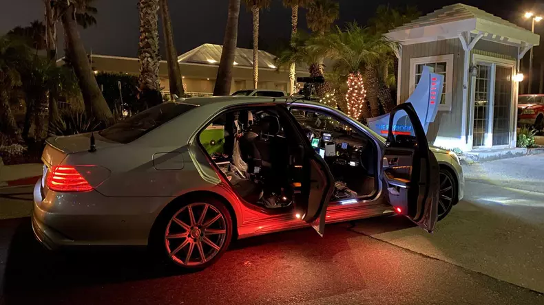 arrival-at-122am-1575320286