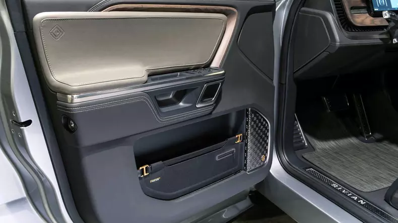 rivian-r1t-electric-pickup-truck (10)