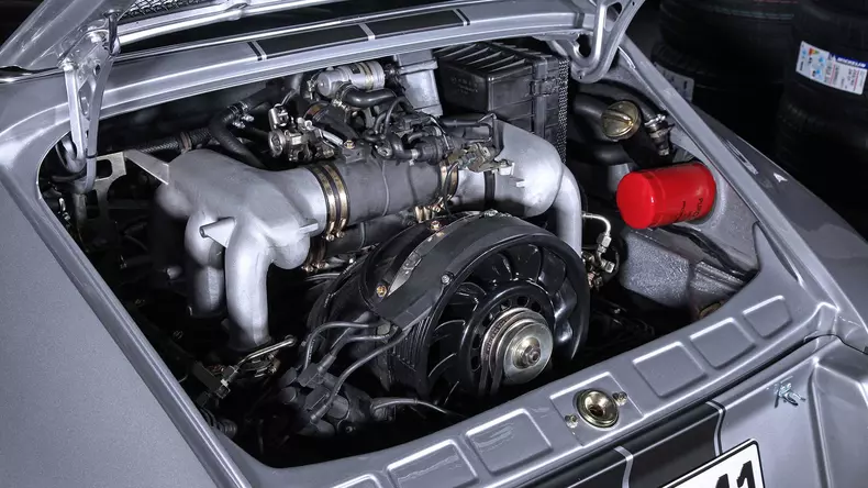 Porsche 911 DP Motorsport 08