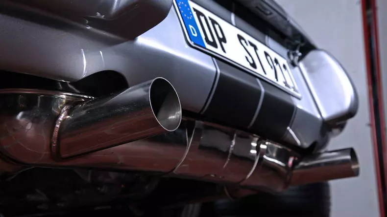 Porsche 911 DP Motorsport 14