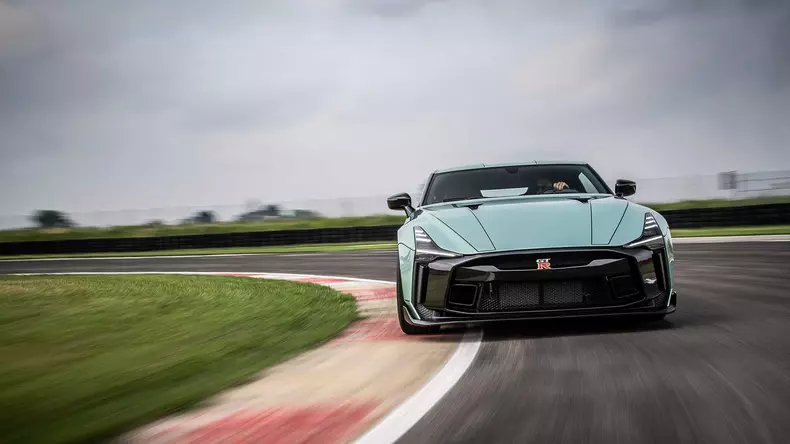nissan-gt-r50-italdesign-versiune-productie-1