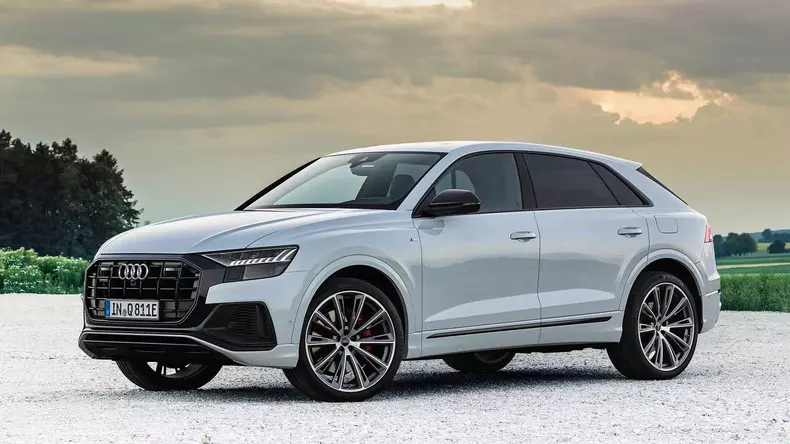 Audi Q8 plug-in hybrid 14