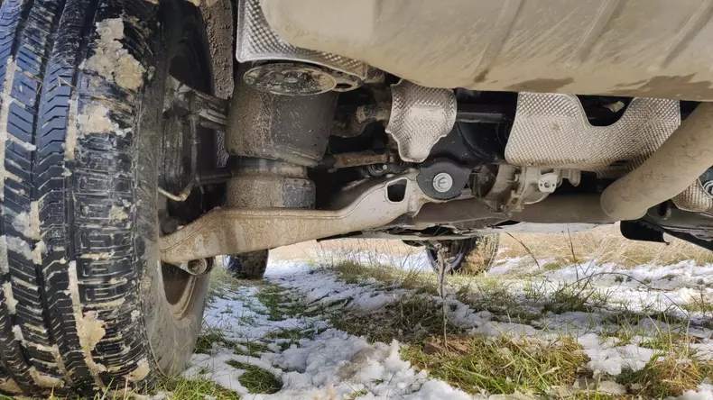 Land Rover Defender 001