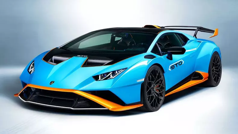 Lamborghini Huracan STO a debutat în România: cât costă și ce oferă?
