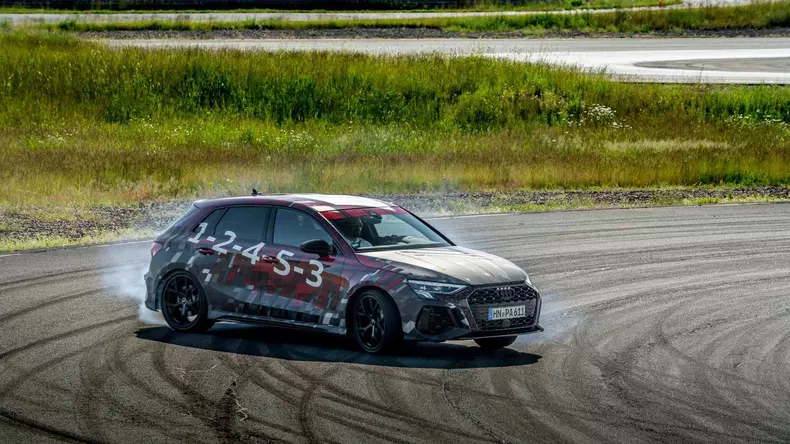 2022 Audi RS3 prototype official 6