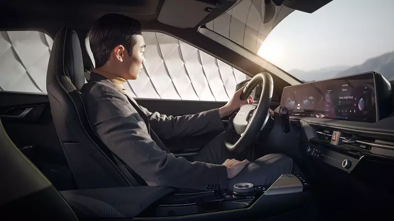 Creativity-Drive-Kia-EV6-GT-lifestyle-2