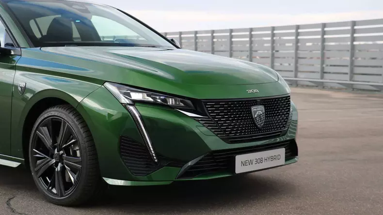 peugeot-308-2021 (1)