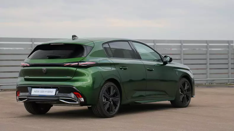 peugeot-308-2021