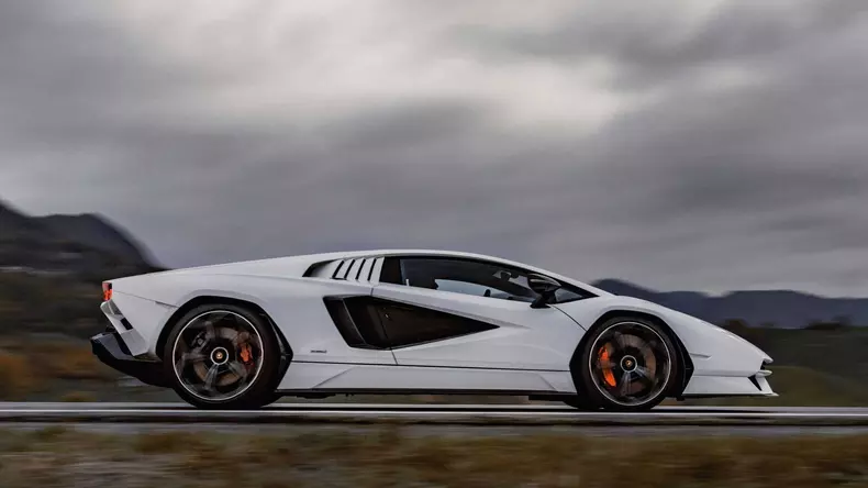 lamborghini countach lp 800 4 1