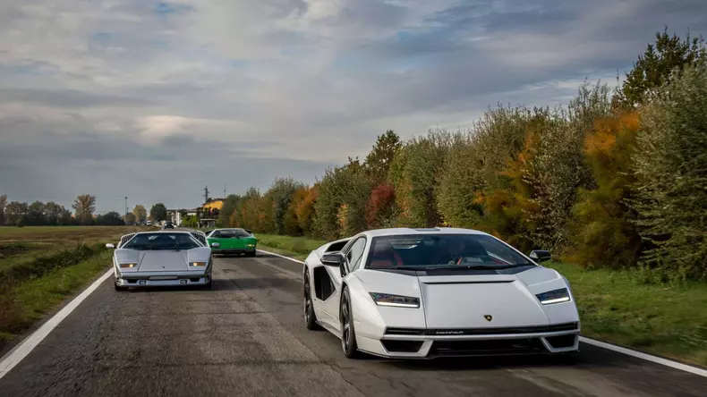 lamborghini countach lp 800 4 12