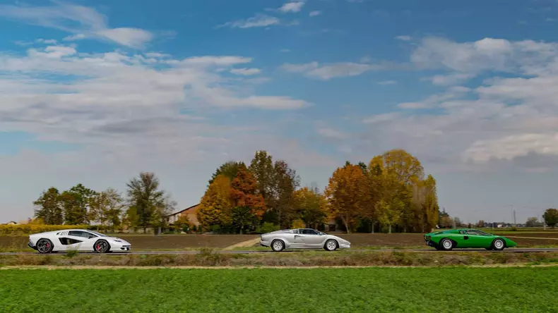 lamborghini countach lp 800 4 6