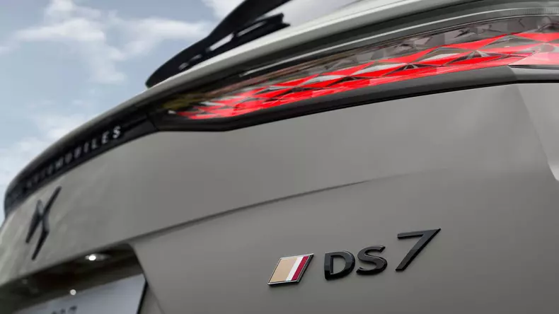 DS 7 2022 facelift 15