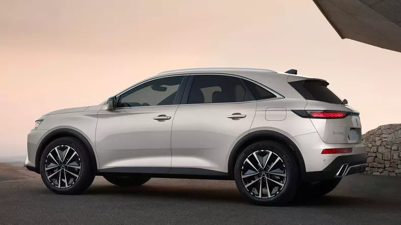 DS 7 2022 facelift 4