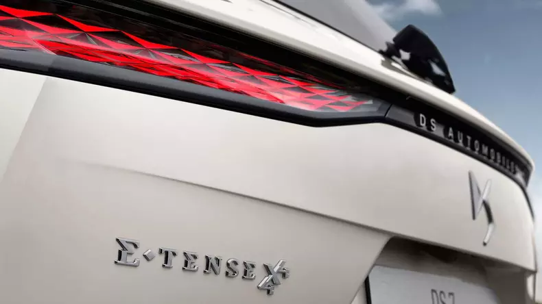 DS 7 2022 facelift 8