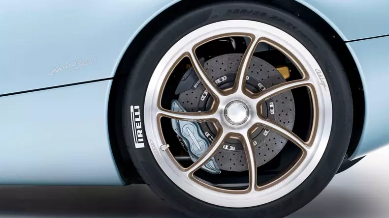 pagani huayra codalunga 6