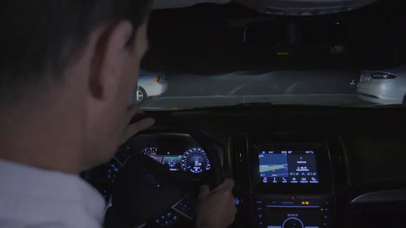 Ford Headlight Tech Helps Keep Drivers’ Eyes on the Road