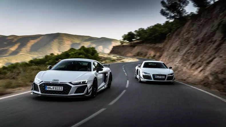 Audi R8 V10 GT RWD 6