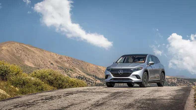 Press Test Drive EQS SUV, 2022, DenverPress Test Drive EQS SUV, 2022, Denver