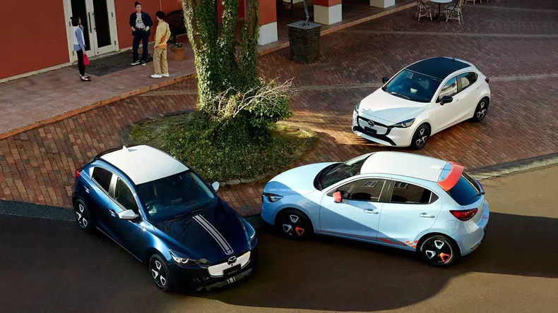 Mazda 2 facelift 2023 1