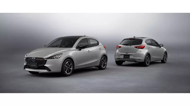 Mazda 2 facelift 2023 4