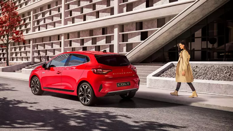 mitsubishi colt 5