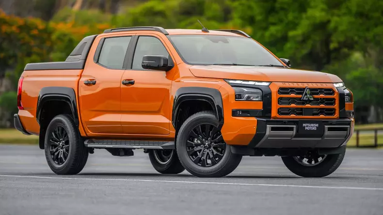 2024-mitsubishi-triton-l200 (15)