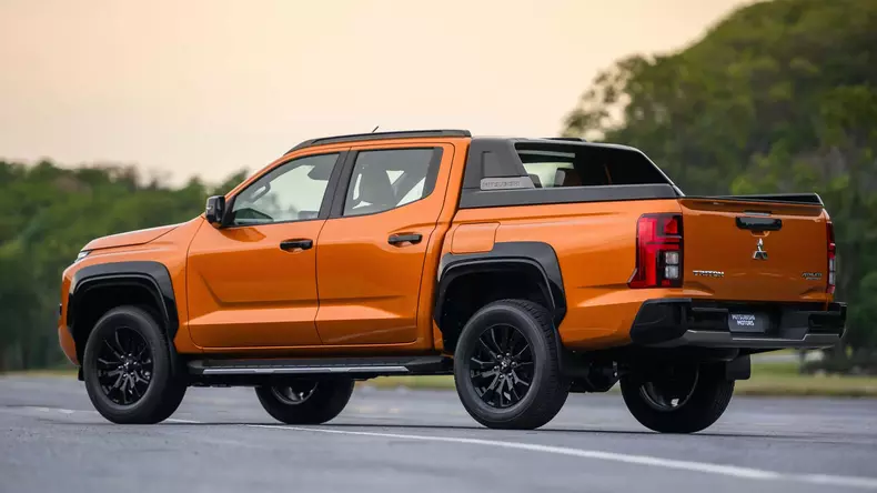 2024-mitsubishi-triton-l200 (9)