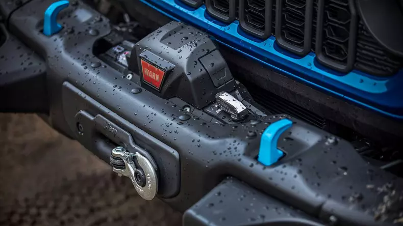 2024-jeep-wrangler 8