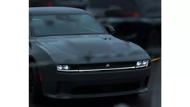 web_2025 Dodge Charger SRT preprod_05