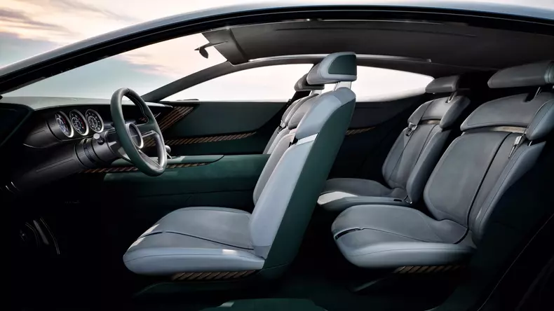 mazda_vision_x-coupe_int_1