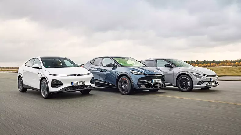 VT Cupra Tavascan Kia EV6 Xpeng G9