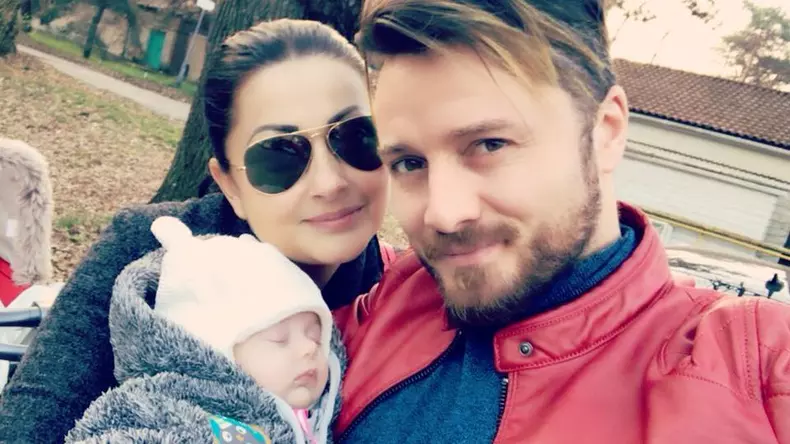 Gabriela Cristea si Tavi Clonda 4