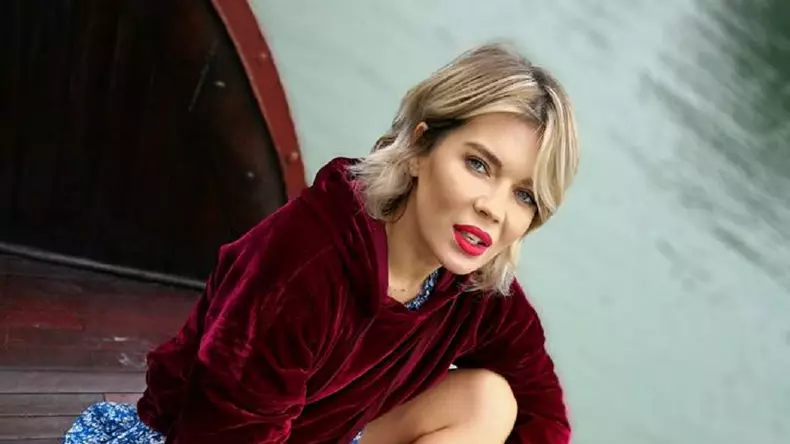 Ce face Gina Pistol pentru a ține celulita la distanță