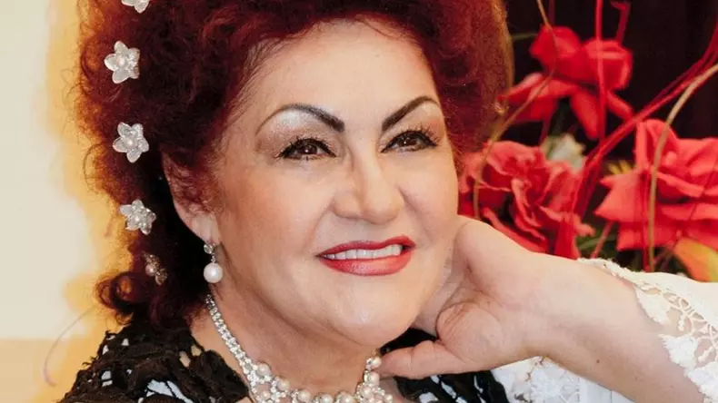 Ce face Elena Merișoreanu pentru a urca în continuare pe scenă