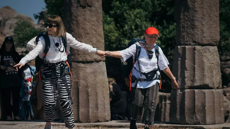 Alexandra Ungureanu si mama ei Asia Express