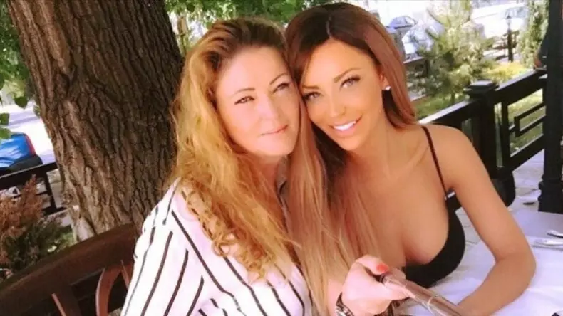 Madi Drăgușanu, mama Biancăi Drăgușanu (1)