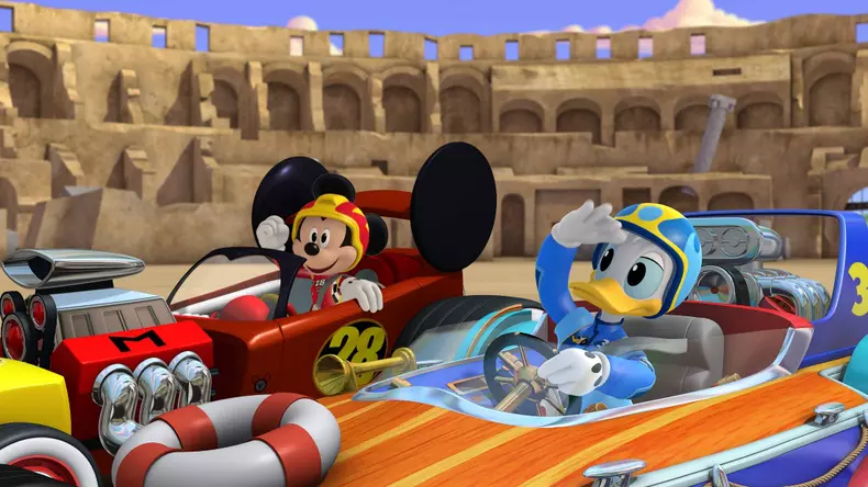 Un nou serial vine luna aceasta la Disney Junior „Mickey și piloții de curse”