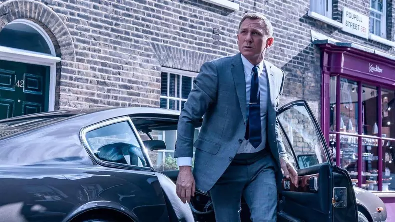 NO TIME TO DIE 2021 Universal Pictures film with Daniel Craig as James Bond