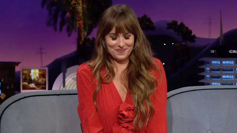 Momentul stânjenitor trăit de Dakota Johnson în direct la tv: „Nimic din ce n-a văzut deja toată lumea”