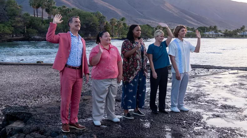 the-white-lotus-ep01