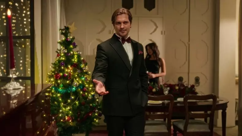 Çağatay Ulusoy va juca un gigolo în filmul „Un adevărat gentleman” de la Netflix. Când se lansează pelicula 2
