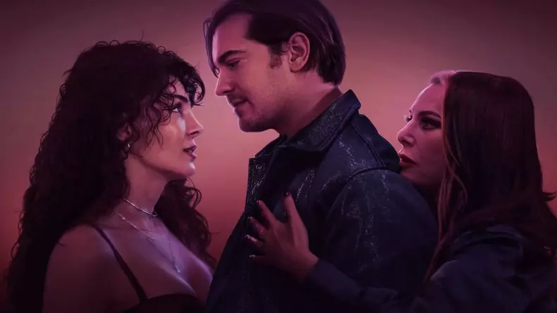 Çağatay Ulusoy va juca un gigolo în filmul „Un adevărat gentleman” de la Netflix. Când se lansează pelicula 3