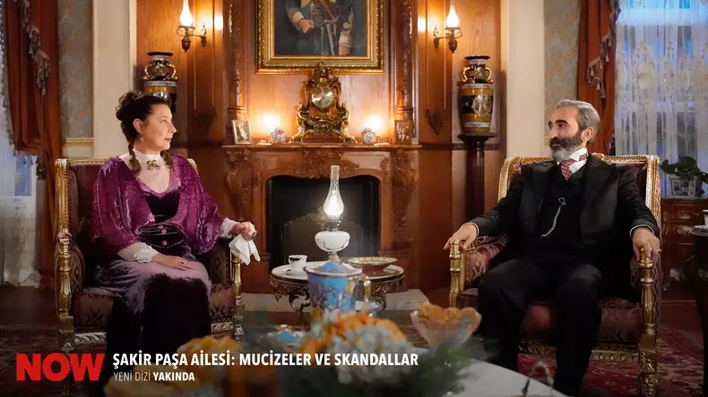 Distribuția din „Familia Şakir Pasha Miracole şi Scandaluri”  (1)