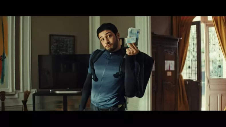 Când are premiera „Falsificatoarea” la DIVA  (1)