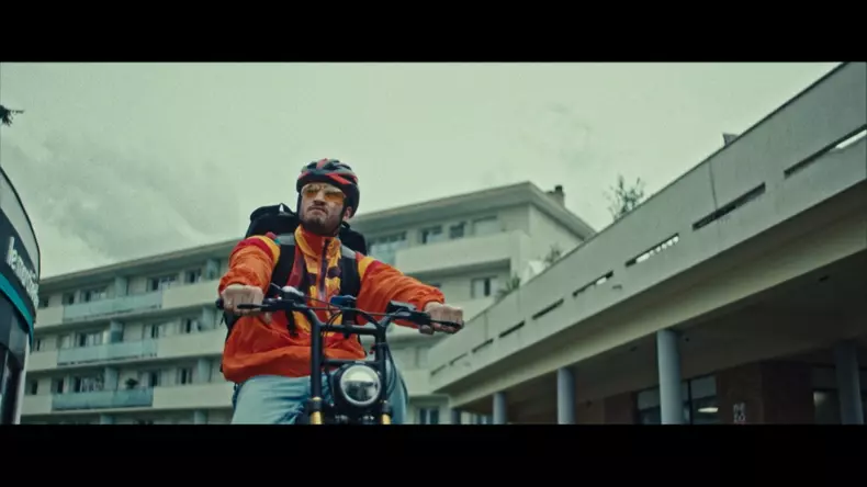 Când are premiera „Falsificatoarea” la DIVA  (5)